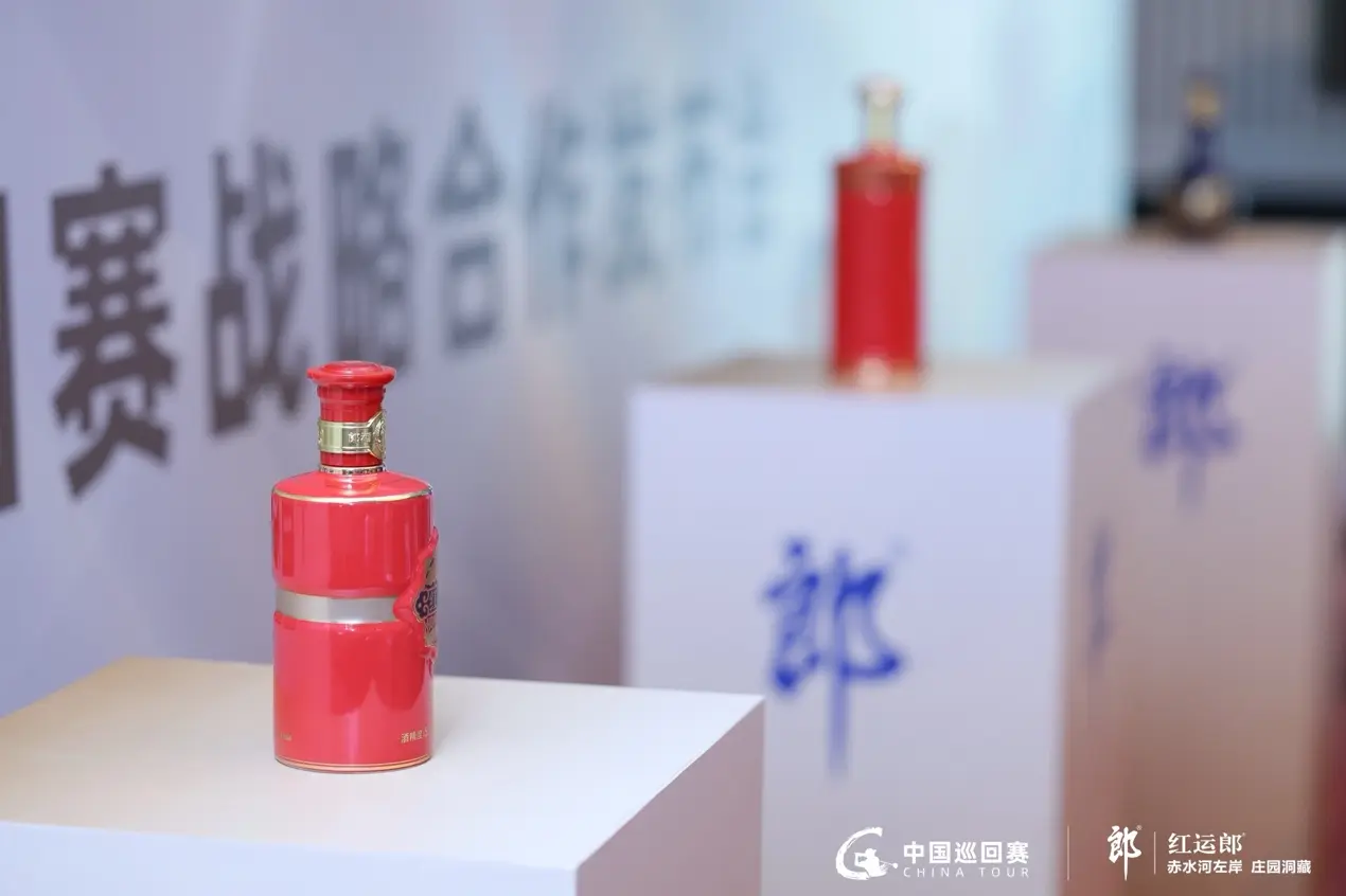 共同推动中, src, 职业高尔夫 共同推动中, src, 职业高尔夫